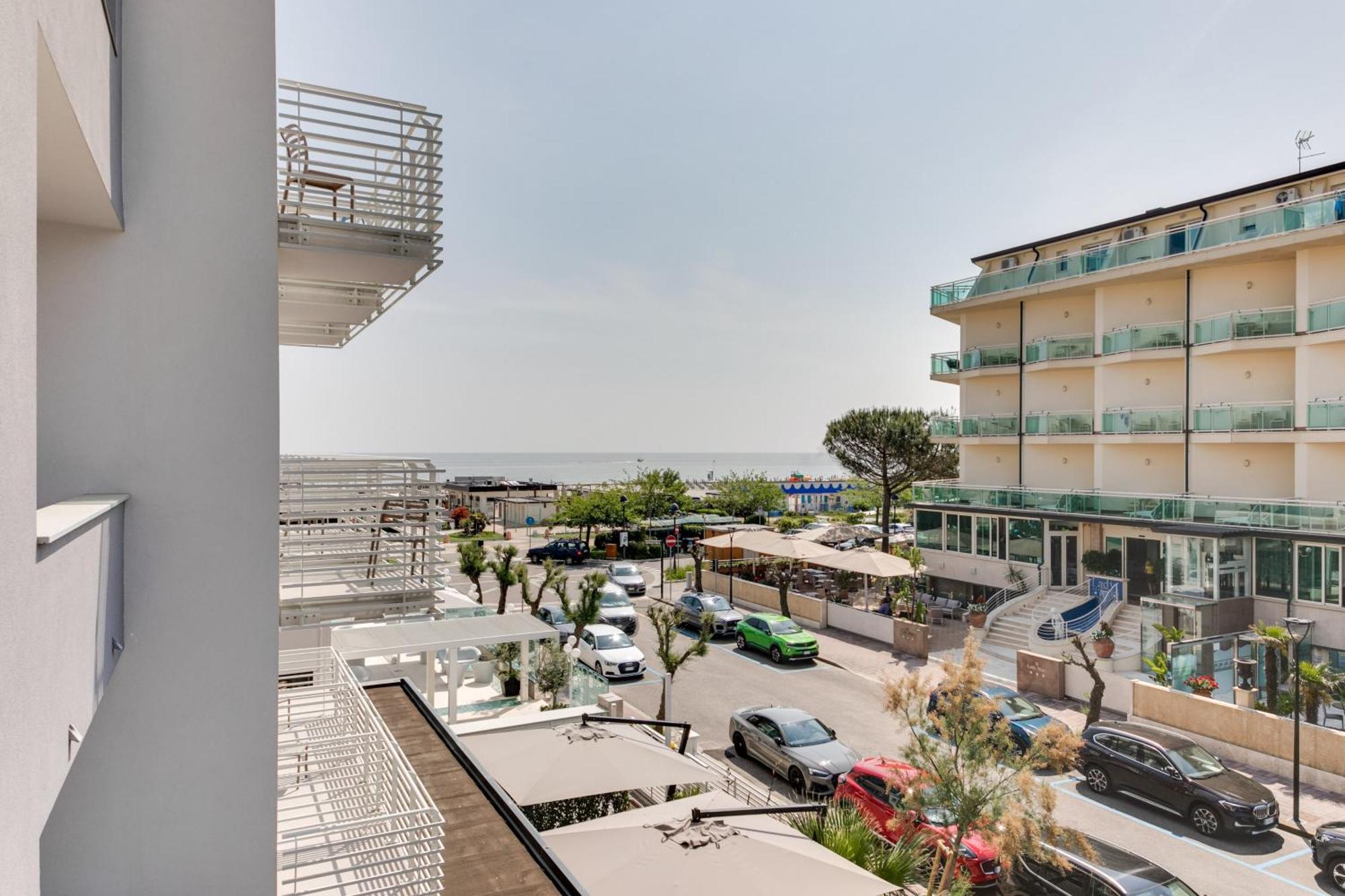 Marittimo Al Mare - Mimma Hotel Милано Мартима Екстериор снимка